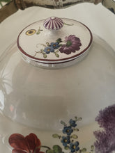 Charger l'image dans la galerie, Ludwigsburg rare et exceptionnelle bouilloire en porcelaine XVIIIE peinte à la main