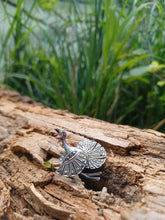 Charger l&#39;image dans la galerie, Broche paon en argent émailée
