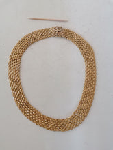 Charger l&#39;image dans la galerie, Collier vintage maille  or laminé ( amerikaner) belle qualité en parfait état

