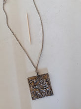 Charger l&#39;image dans la galerie, Collier Reproduction icône médiévale Alva museum
