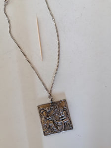 Collier Reproduction icône médiévale Alva museum