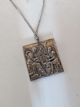 Charger l&#39;image dans la galerie, Collier Reproduction icône médiévale Alva museum
