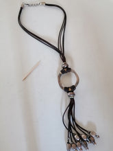 Charger l&#39;image dans la galerie, 1 para mi  collier cuir et métal argenté
