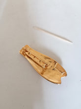 Charger l&#39;image dans la galerie, Broche cigale métal doré
