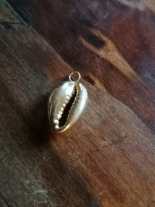 Cauri  pendentif en argent doré