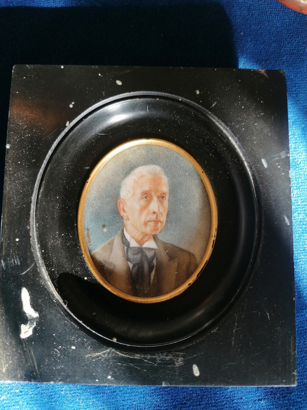 Portrait miniature de Henri Henchoz peint par Vivaldo Martini peintre genevois