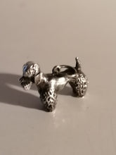 Charger l&#39;image dans la galerie, Caniche pendentif argent massif
