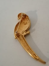 Charger l&#39;image dans la galerie, Broche perroquet doré, bijoux fantaisie.
