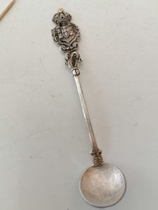 Cuillière de collection couronne espagnole en argent.