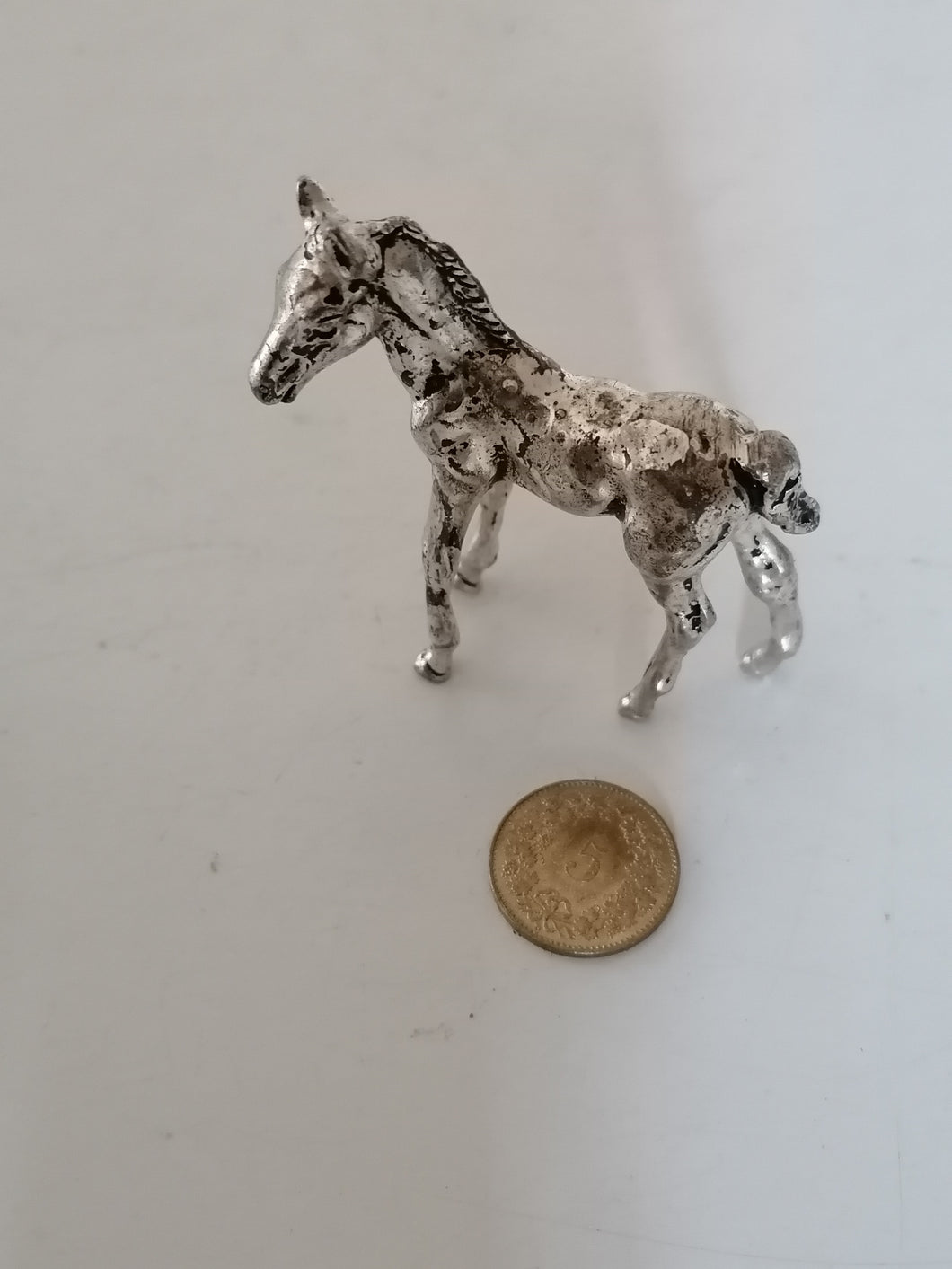 Figurine petit cheval en argent massif