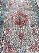 Charger l&#39;image dans la galerie, Grand Tapis perse bakhtiari laine noué main. Vers 1920.
