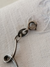 Charger l&#39;image dans la galerie, Collier moderniste probablement nordique en argent 0.800 vers 1960
