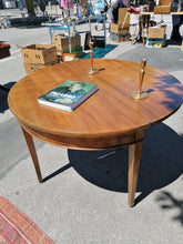 Charger l&#39;image dans la galerie, Table mi lune d&#39;époque Directoire en noyer
