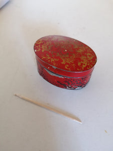Petite boîte en tôle peinte XIXème
