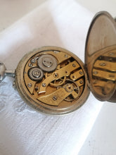 Charger l&#39;image dans la galerie, Montre oignon en métal blanc, mérite. Une révision. Vers 1900
