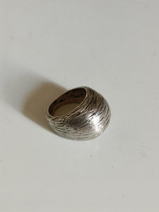 Bague d'époque Art déco travail français avec poinçons de maître en argent massif. Vers 1925