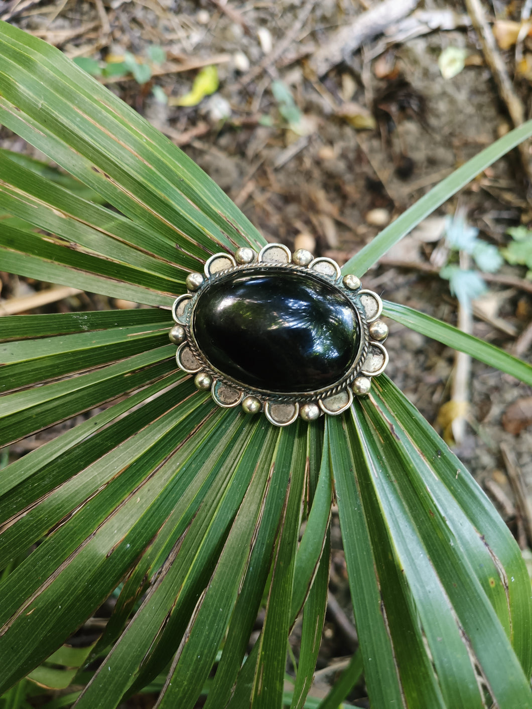 Broche mexicaine métal et Onyx