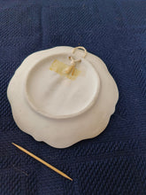 Charger l&#39;image dans la galerie, Schafer porcelaine romantique en biscuit allemand vers 1900
