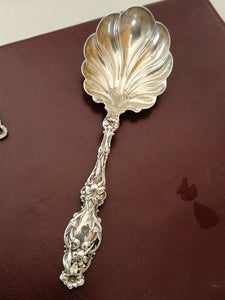 Lily par Whiting cuillère art nouveau  Sterling vers 1900