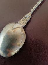 Charger l&#39;image dans la galerie, Cuillère d&#39;apôtre anglaise XIXÈME style XVIIIE argent massif

