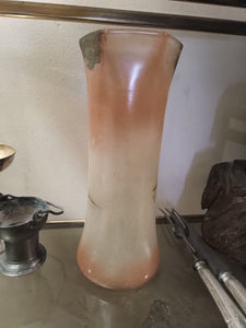 Vase dépoque Art nouveau peint à la main.