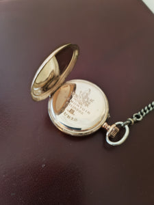Montre de poche (homme) boîtier en argent massif et doré. Première moitiée Xxème travail Suisse
