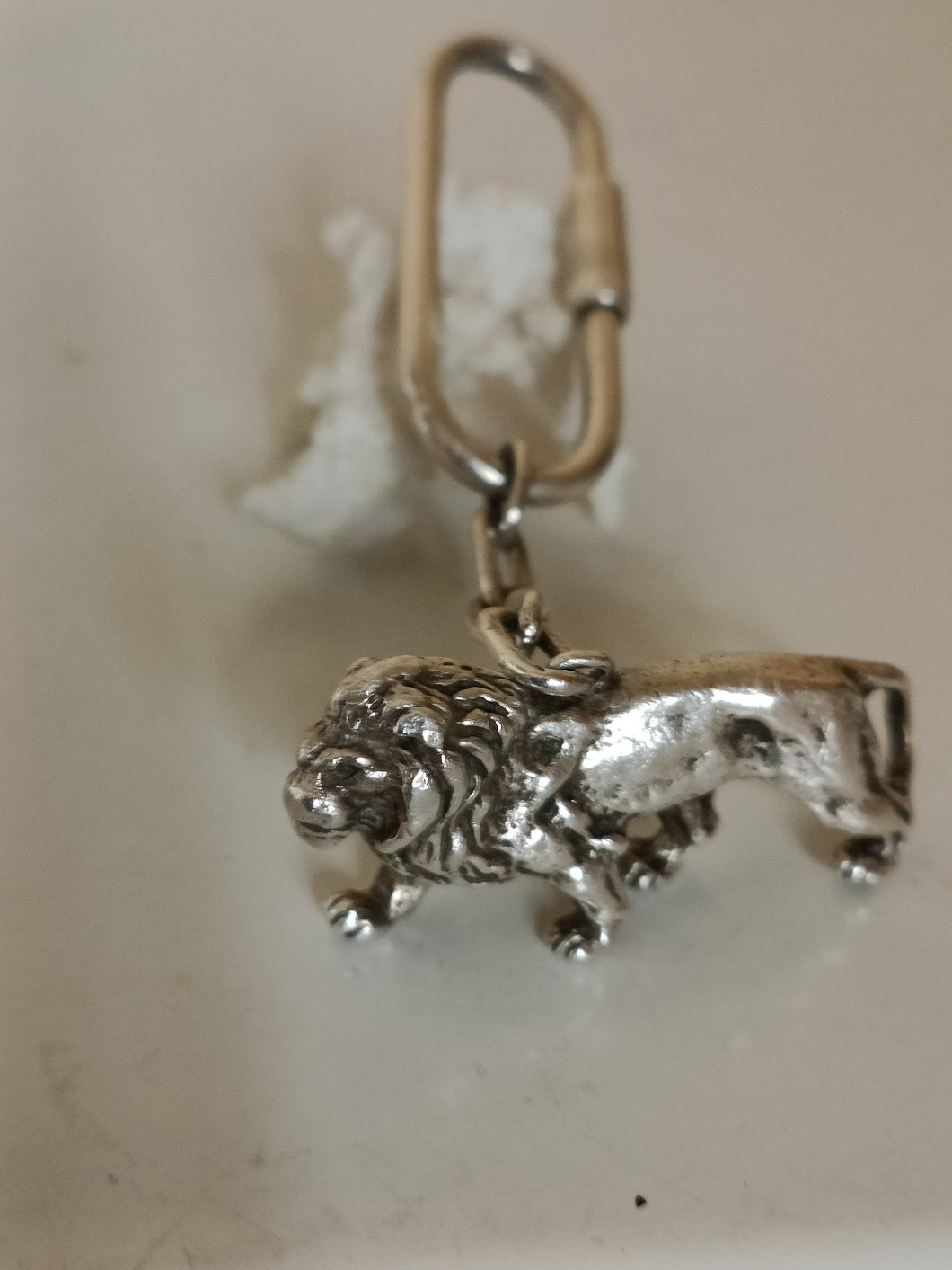 Porte clé lion en argent massif