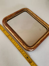 Charger l&#39;image dans la galerie, Petit miroir doré à la feuille Louis Philippe
