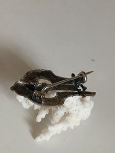Broche lyre métal argenté et doré . Début XXÈME