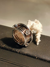 Charger l&#39;image dans la galerie, Bague argent et cristaux taillé belle qualitée
