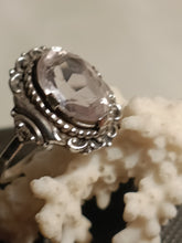 Charger l&#39;image dans la galerie, Bague milieu XXÈME argent et améthyste taillée.
