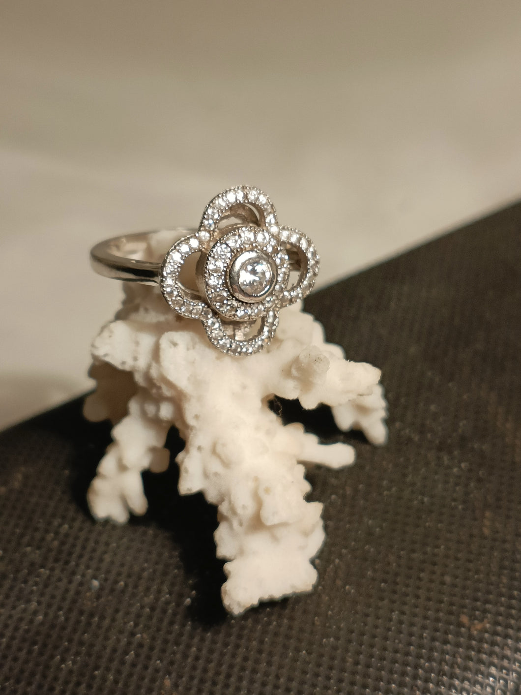 Bague marquise argent sertie cristaux