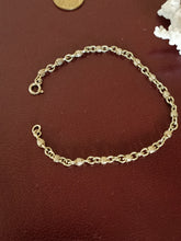 Charger l&#39;image dans la galerie, Petit bracelet en laiton doré , belle qualitée , maille soudé
