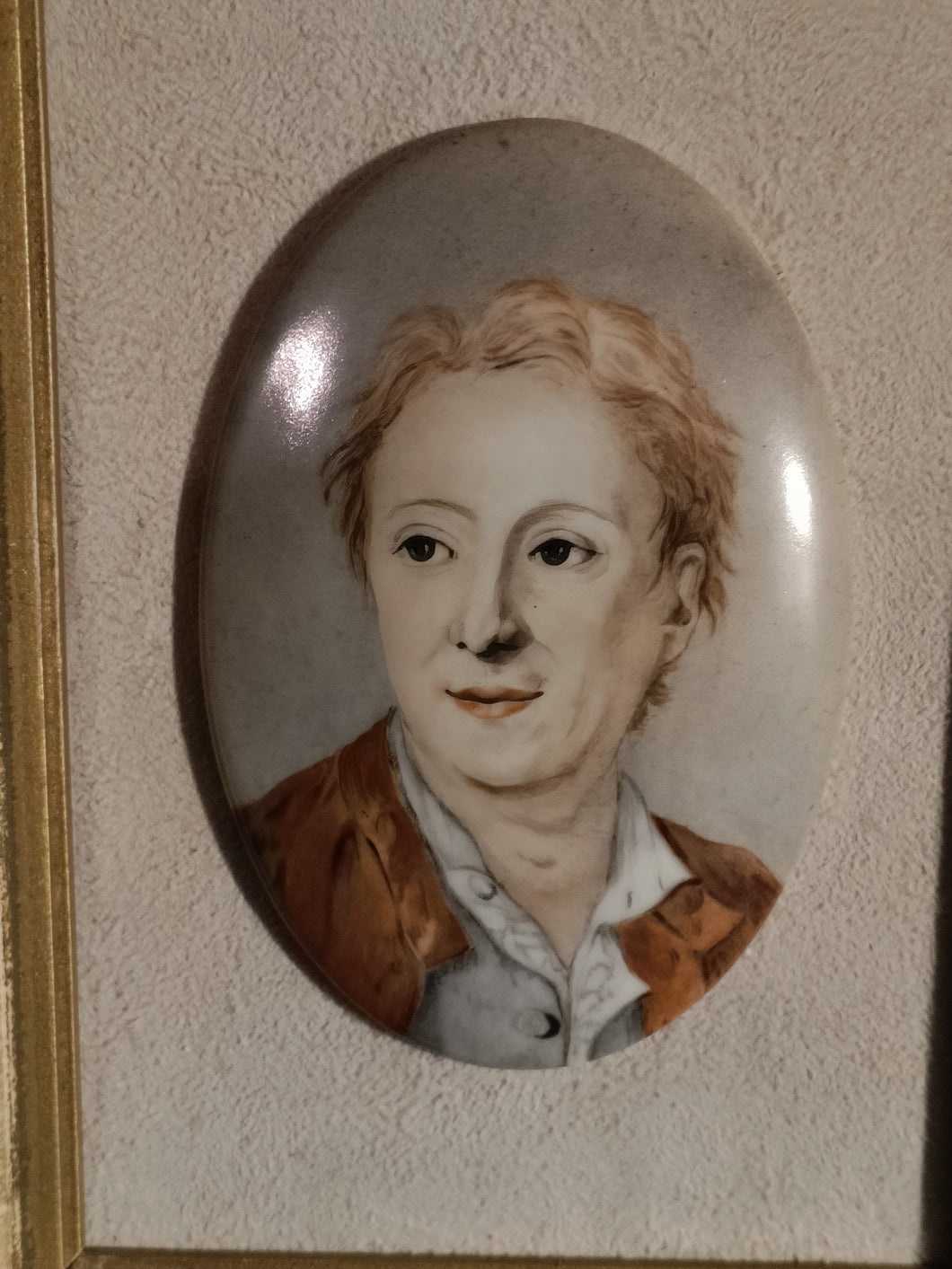 Petit tableau médaillon portrait de Diderot, peinture sur porcelaine