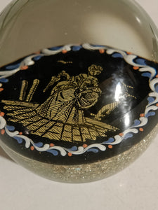 Murano sulfure presse papier en verre soufflé . xxème
