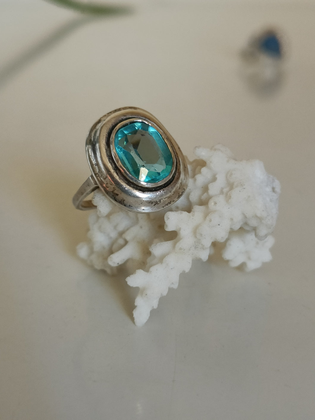 Bague argent et cristal taillé couleur turquoise