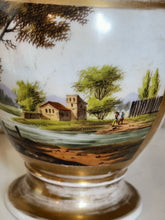 Charger l&#39;image dans la galerie, Vieux Paris d&#39;époque Restauration, ensemble de 3 pièces, sucrier et paire de tasse à café en porcelaine peinte à la main
