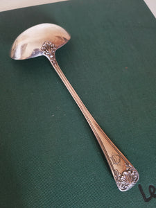 Coquille Louis XIV cuillère à sauce en argent massif Français. Début XXÈME