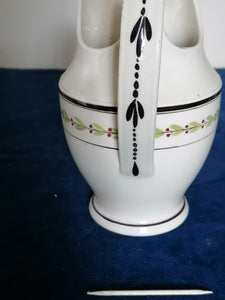 Pot à lait en faïence de carouge ancienne , peint à la main en parfait état
