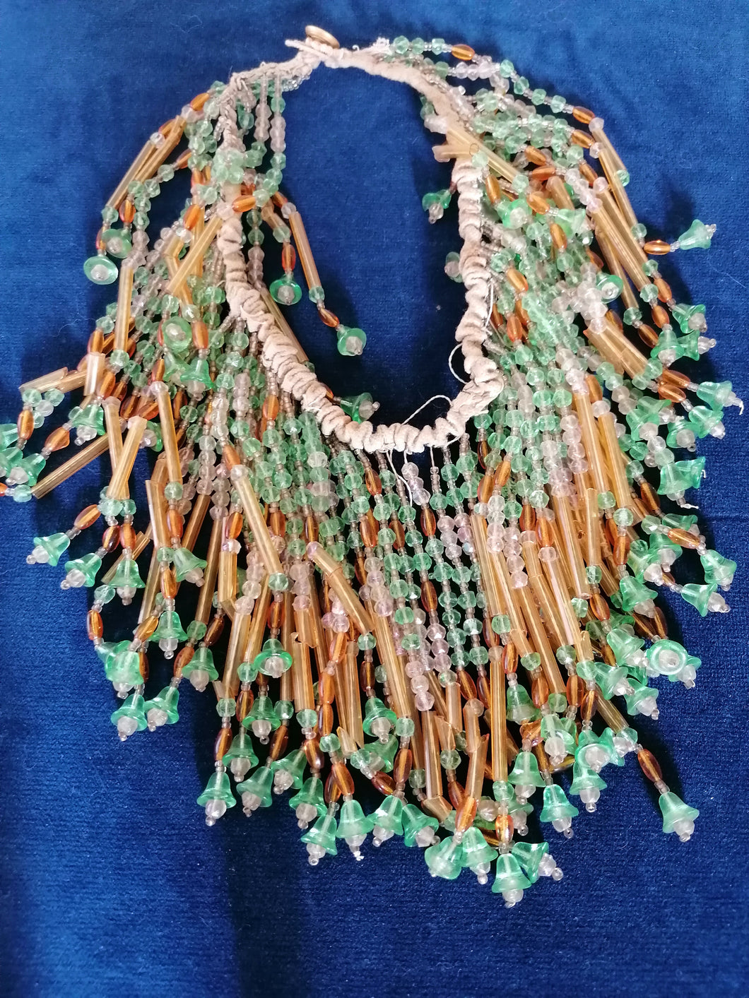 Collier artisanale avec perle en verre 