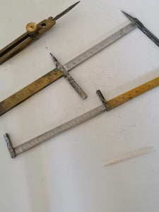 Ancien outils de mesure fait main laiton et acier