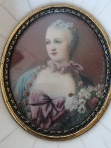Marquise de Pompadour miniature peinte à la main et signé