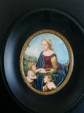 Charger l&#39;image dans la galerie, Miniature peinte sur.. D&#39;après Raphaël, sujet la belle Jardinière signé Dalton 
