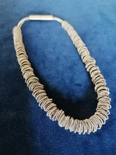 Charger l&#39;image dans la galerie, Tiziana redavid Collier en inox, fermoir émanté 
