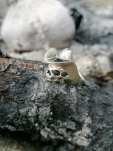 Charger l&#39;image dans la galerie, Bague en argent tête de mort cowboy, grande taille. Poinçons maître JLO
