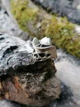Charger l&#39;image dans la galerie, Bague en argent tête de mort cowboy, grande taille. Poinçons maître JLO

