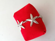 Charger l&#39;image dans la galerie, Delavan bracelet Art déco étoile de mer en argent massif.
