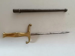 Belle dague stiletto nord de l'Italie probablement fin XVIIIème début XIXème