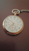 Charger et lire la vidéo dans la visionneuse de la Galerie, Montre de poche (homme) boîtier en argent massif et doré. Première moitiée Xxème travail Suisse
