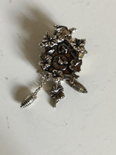 Charger l'image dans la galerie, Petit pendentif coucou en argent 0,800
